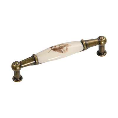 5213003_alexandra-kvet-96-pat-na-ms